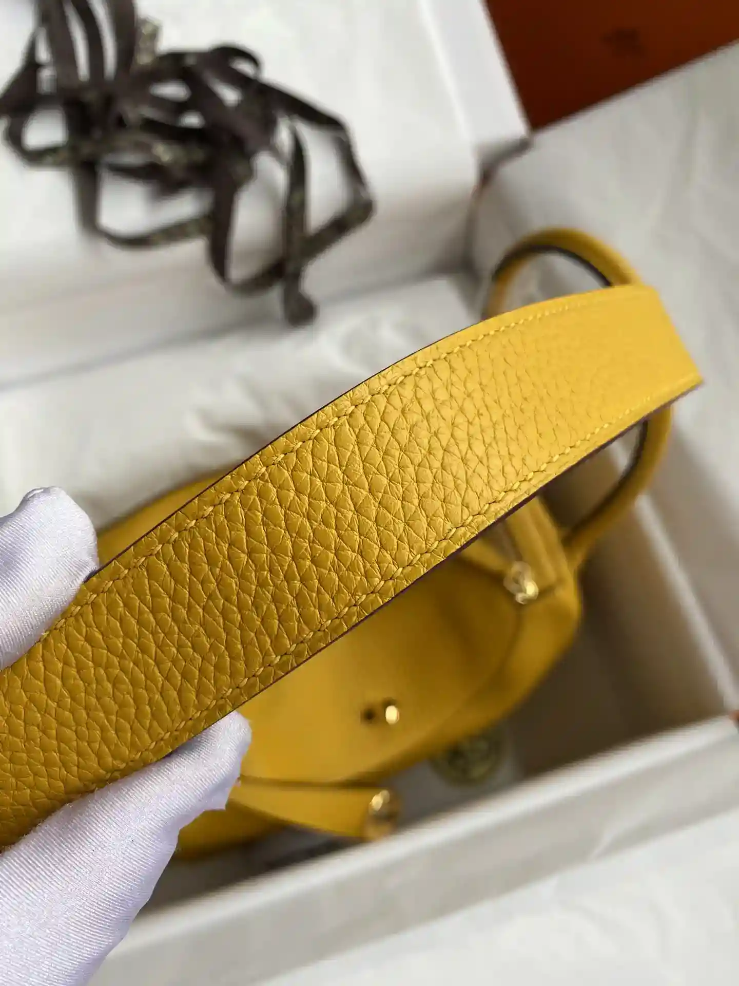 Image[6]-Hermes Lindy 26cm TC Leather Amber Yellow Gold Buckle Wax Line-High Fake Bags