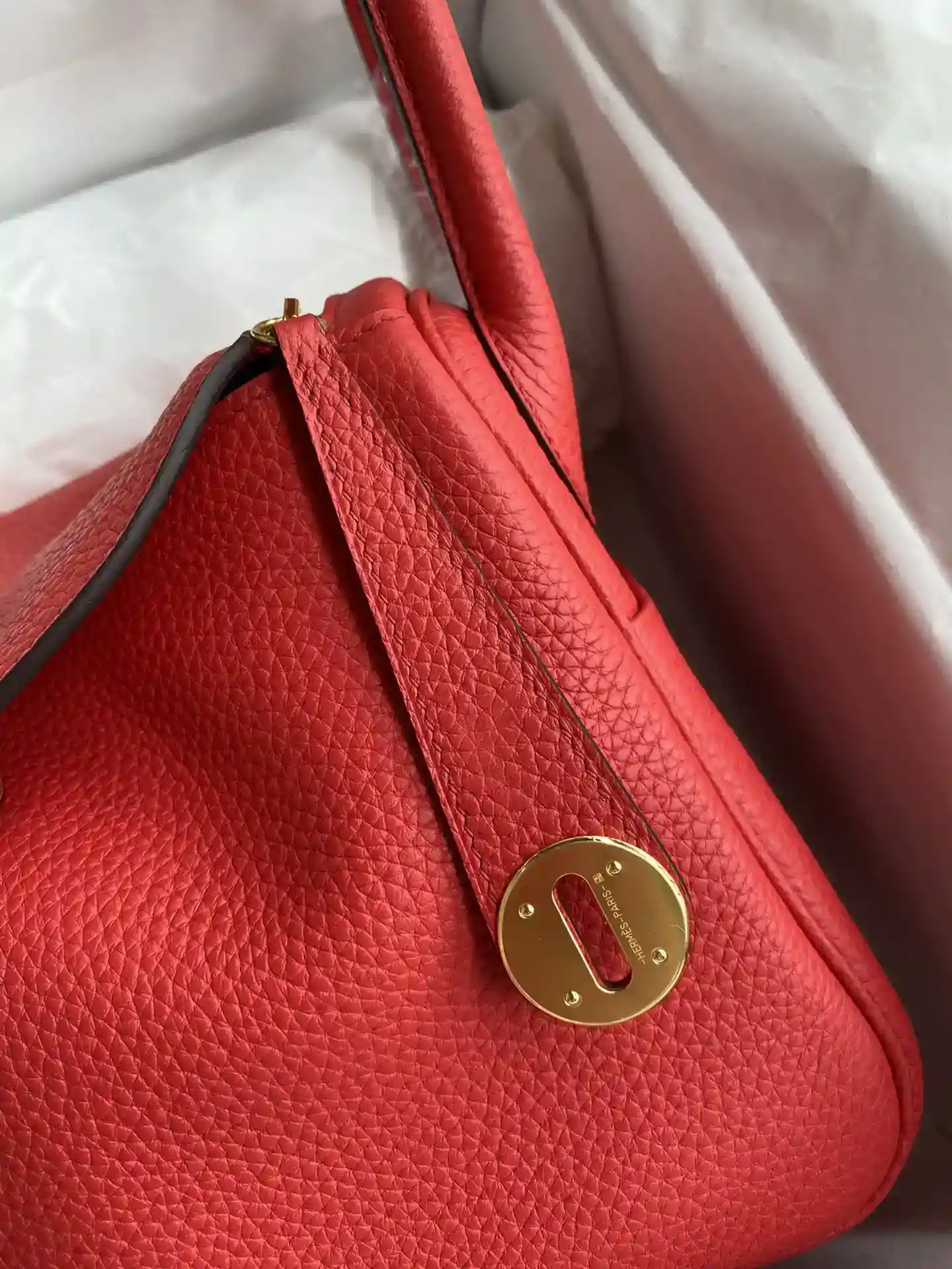 Imagem[3]-Hermes Lindy 26cm TC Couro Grande Vermelho Ouro Fivela Cera Linha-Alta Bolsas falsas