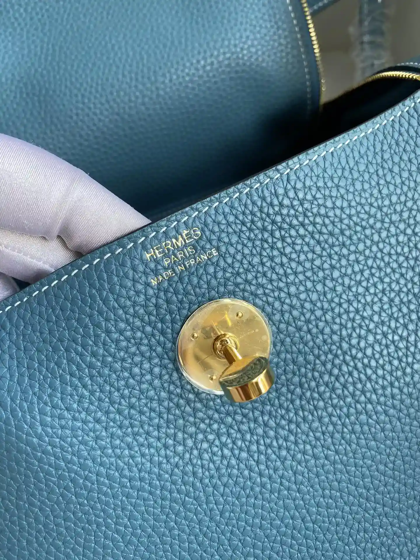 Picture[8]-Hermes Lindy 26cm TC Leather Denim Blue Gold Buckle Wax Line-High Fake Bags