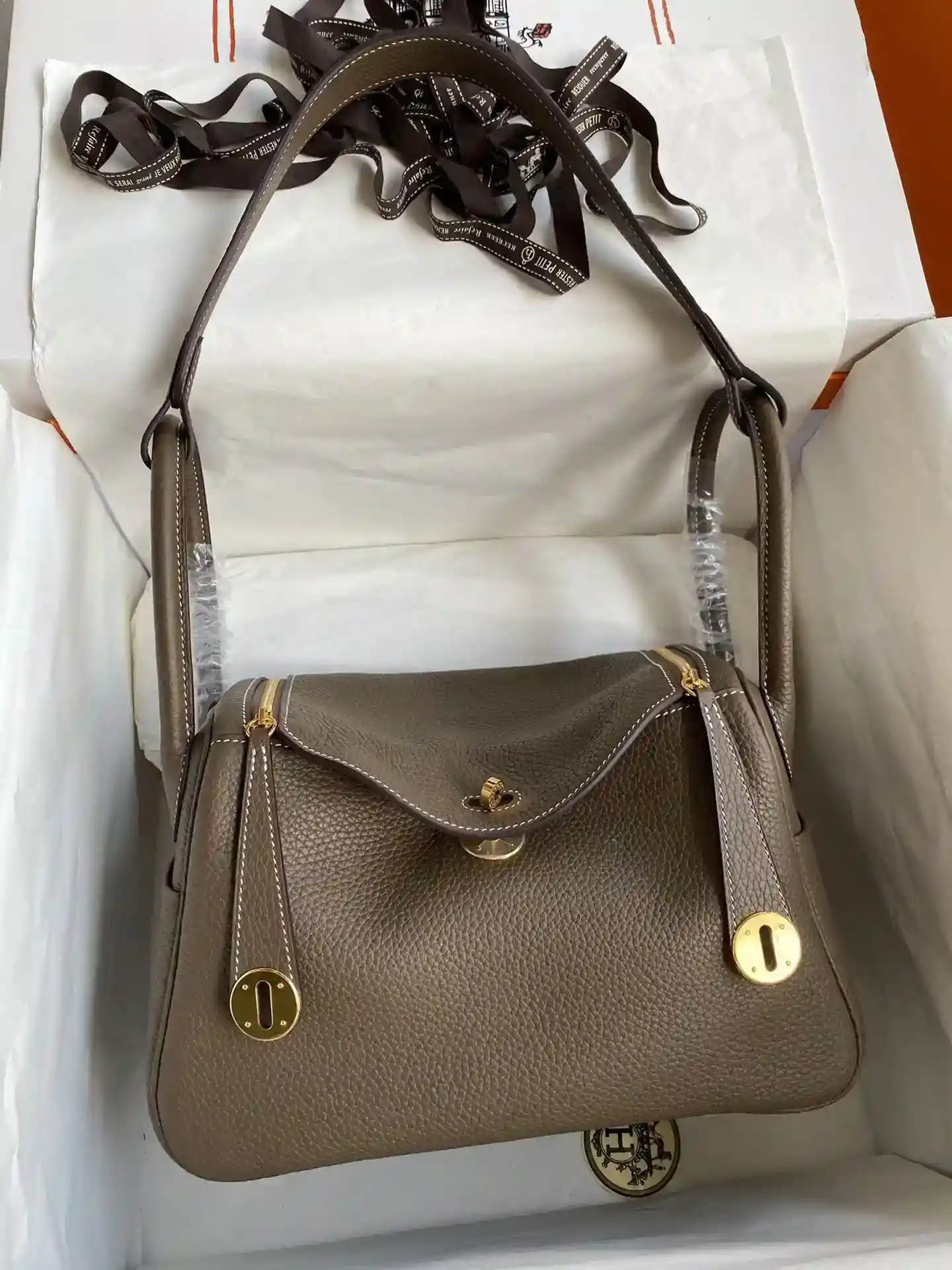 Hermes Lindy 26cm TC Leather Elephant Gray 🐘 Gold Buckle Wax Line-High Fake Bags