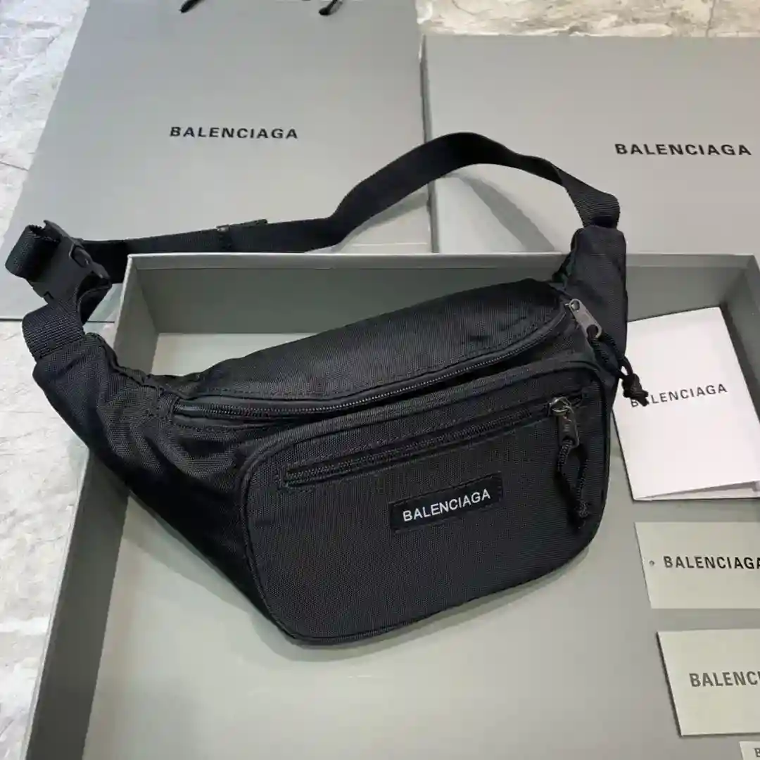 ¥260 BALENCIAG Paris Family Canvas Chest Bag Waist Bag Simple and Lightweight Size 31*7*15⚠-High Fashion Bags