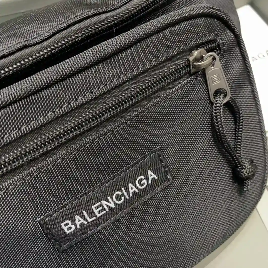 Picture [5]-¥260 BALENCIAG Paris Familia Bolsa de Lona Pecho Bolsa de Cintura Simple y Ligero Tamaño 31*7*15⚠-High Fake Bags