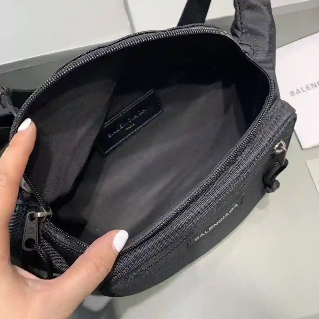 Image[6]-¥260 BALENCIAG Paris Familia Bolsa de Lona Pecho Bolsa de Cintura Simple y Ligero Tamaño 31*7*15⚠-High Fake Bags