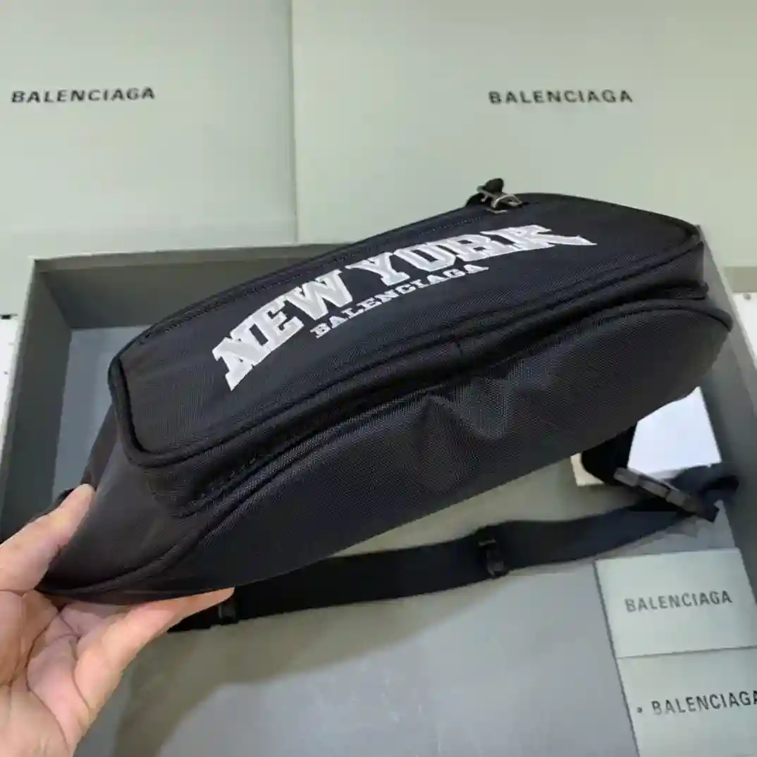 画像[4]-¥280 BALENCIAG パリファミリーキャンバス チェストバッグ ウエストバッグ シンプル 軽量 サイズ31*7*15⚠-ハイ フェイクバッグ