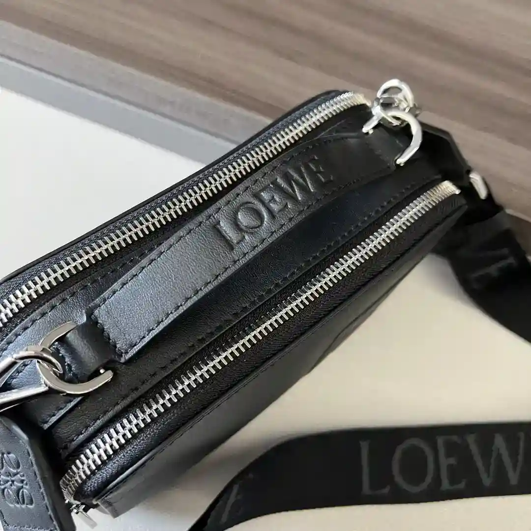 画像[6]-P1240 Loewe Small Box Camera Bag 📷Men's and Women's ᑫHorizontal Camera Bag 機能的なハンドバッグダブルジップクロージャー2つのジップコンパートメント挿入ポケットクラシックカウハイドレザーショルダーキャリーハンドキャリーまたはクロスボディショルダーストラップ取り外し可能キャンバスライニング...サイズ：18 * 7 * 13cmModel：062399-ハイフェイクバッグ