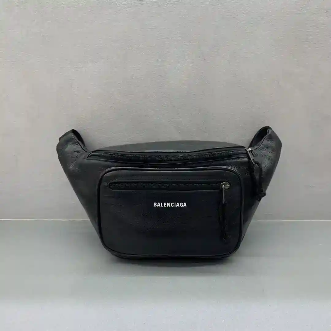 BALEN actualización crossbody bolsa de pecho bolsa de cintura Hecho de piel de becerro importado Bolsillo delantero con cremallera Simple bolsa de doble uso Se puede utilizar como una bolsa de pecho o bolsa de cintura Simple y ligero tamaño25*5*17⚠Buscar 402 Modelo-Altos Bolsos de imitación