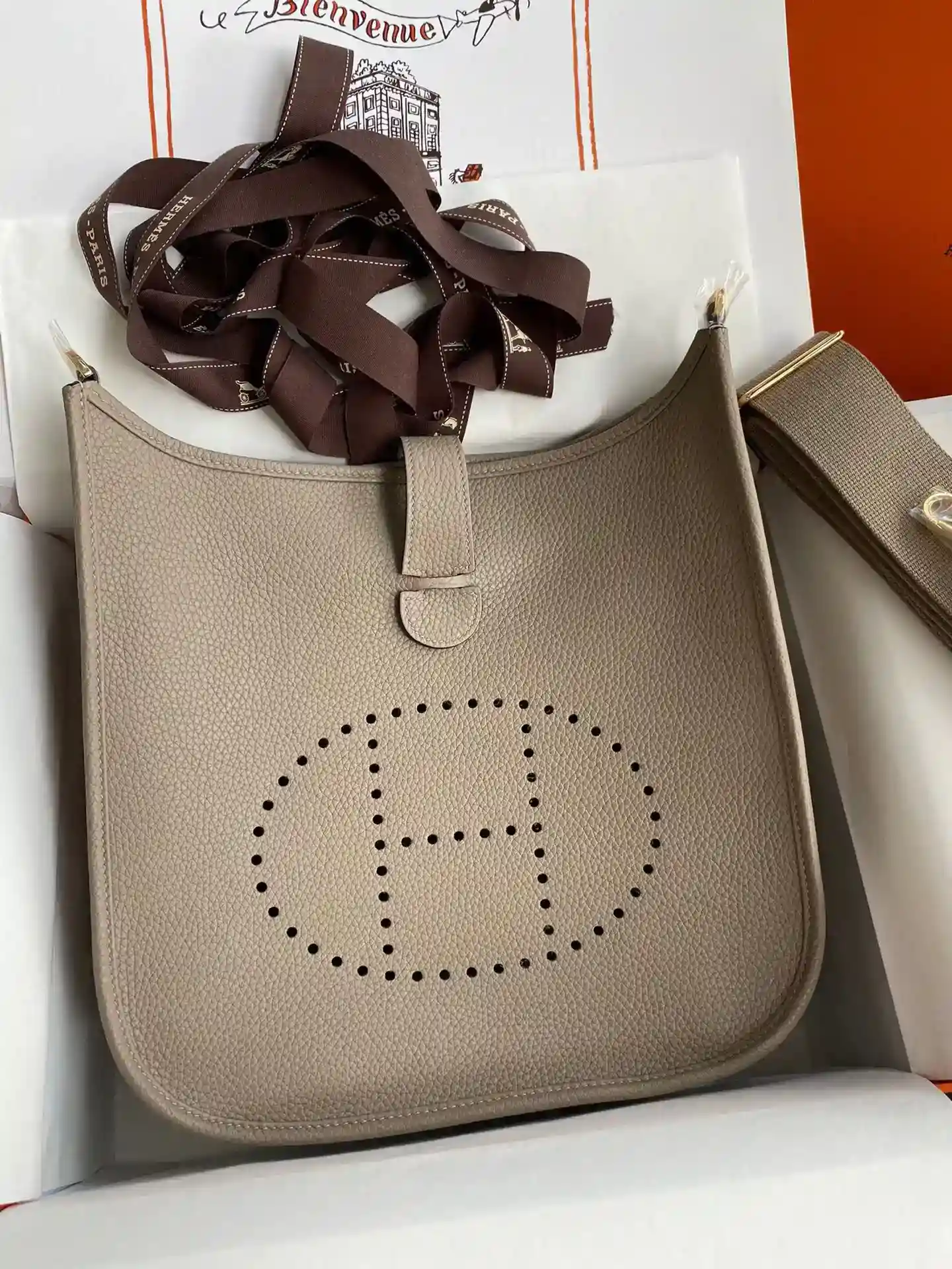 Hermes evelyne 28cm beeswax line asphalt gray-high replica bags