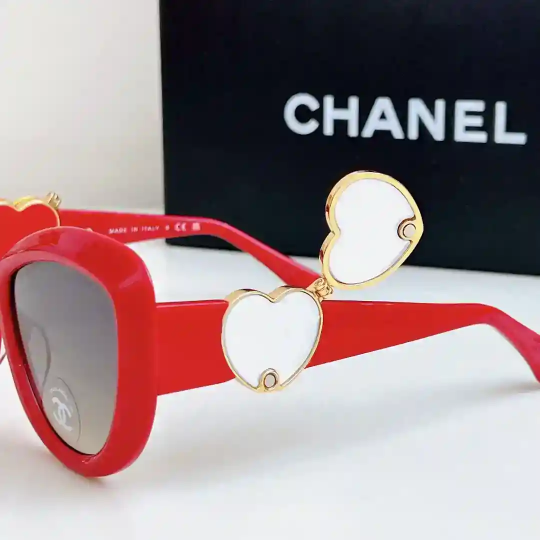 Image [3]-P350 CHANEL Suivre les détails originaux du pied Grand logo rabat livré avec un miroir de maquillage 🪞 trop ensemble absolu de la beauté sur le visage yydsMod : CH5517 SIZE : 55 bouche 19-140 - haute imitation sacs.