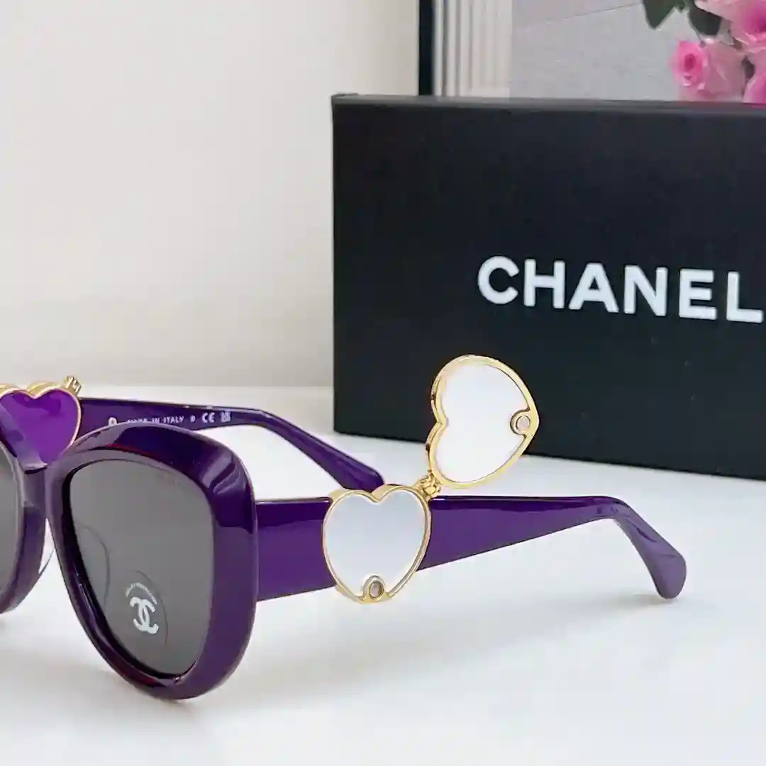 Image [5]-P350 CHANEL Suivre les détails originaux du pied Grand logo rabat livré avec un miroir de maquillage 🪞 trop ensemble absolu de la beauté sur le visage yydsMod : CH5517 SIZE : 55 bouche 19-140 - haute imitation sacs.