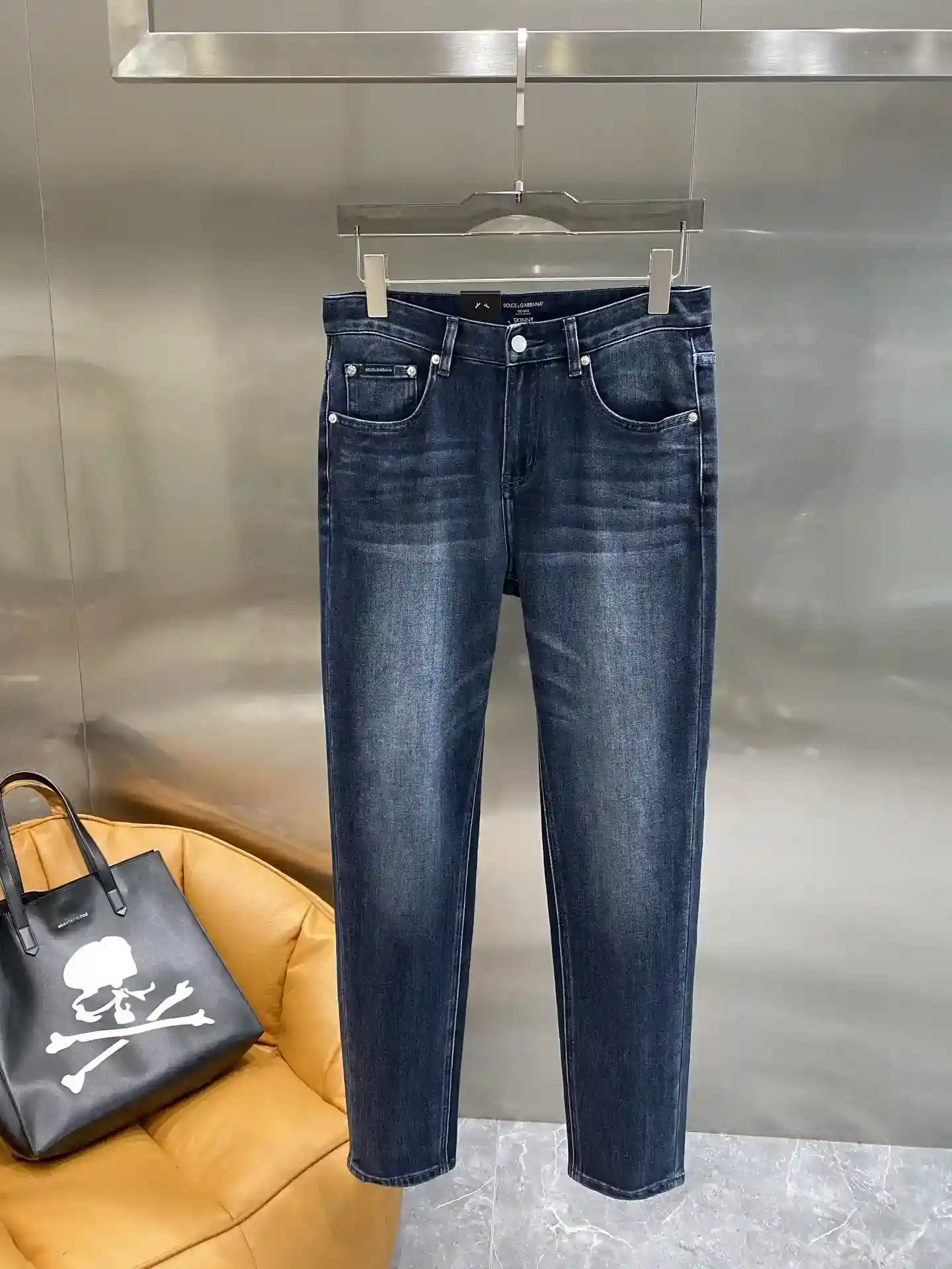 Picture [2]-"𝙉𝙚𝙬🤍 D&G" 2025 classic dark blue denim texture full of back waist pockets on the exquisite brand logo embroidery low-key and luxury instantly enhance the overall style of the version of the superb fit the leg line and will not be tight 29-36 🅿️520-high-fashion-bags