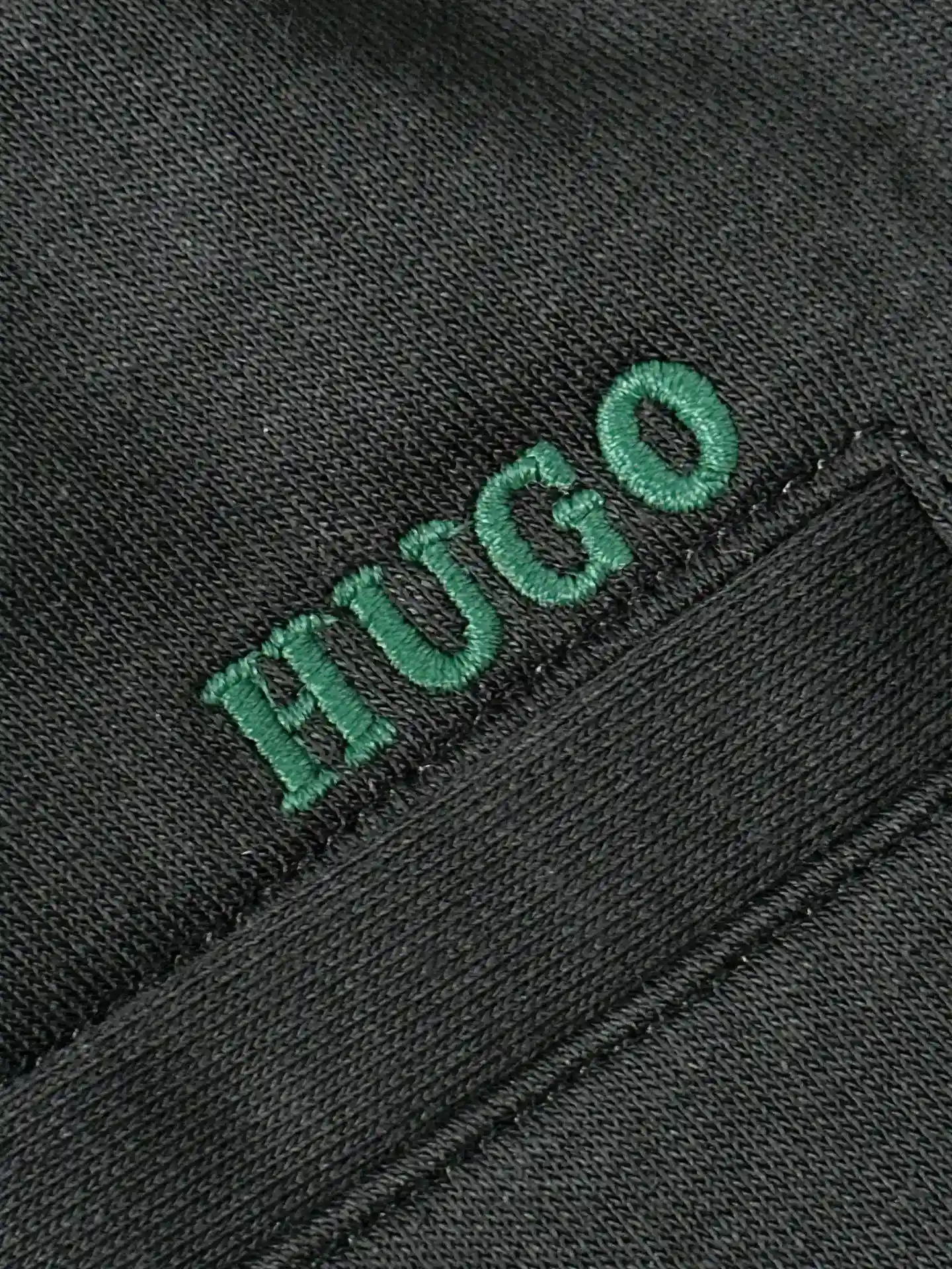 Imagem [8]-P440 HUGO BOSS Hugo BOSS modelos de moda masculina de negócios desportivos casuais topo de gama 25 anos de primavera e verão nível de platina superior perfeito da produção OEM original da fábrica! Luxo de alta gama e um nível de platina de um design de corpo de calças mistura perfeita de estética italiana será o tom da moda e lazer urbano mistura inteligente e combinação de combinação de cintura de cordão elástico largo design de tratamento chique para que a forma geral se torna mais reta e elegante sotaque da moda cliente italiano completo para o topo do pronto-a-vestir sob medida especificações de tecido atributos da primeira classe de primeira classe 280 gramas de peso de seda de amoreira ar algodão misturado para criar uma estrutura de camada de ar única da textura do tecido de tecido! Toque invencível extremamente macio e delicado, leve e confortável para desfrutar da excelente simpatia e respirabilidade da pele, pertence ao tipo de roupa que não se despe facilmente! O acabamento é rigoroso e cuidadoso, cada detalhe pode ser uma prova da marca, pois a qualidade de todos os aspectos da pitada pode resistir ao teste no efeito do corpo da incrível sensação de modelagem de um fluxo fora do passeio de maré de rua ou esportes casuais pode ser gerenciado! Cor: cinzento claro, verde escuro, preto tamanho: M ~ 4XL (28 29 = M 30 31 = L 32 33 = XL 34 35 = 2XL 36 37 = 3XL 38 39 = 4XL código do cartão como solto disparar um tamanho maior) - alta sacos de réplica