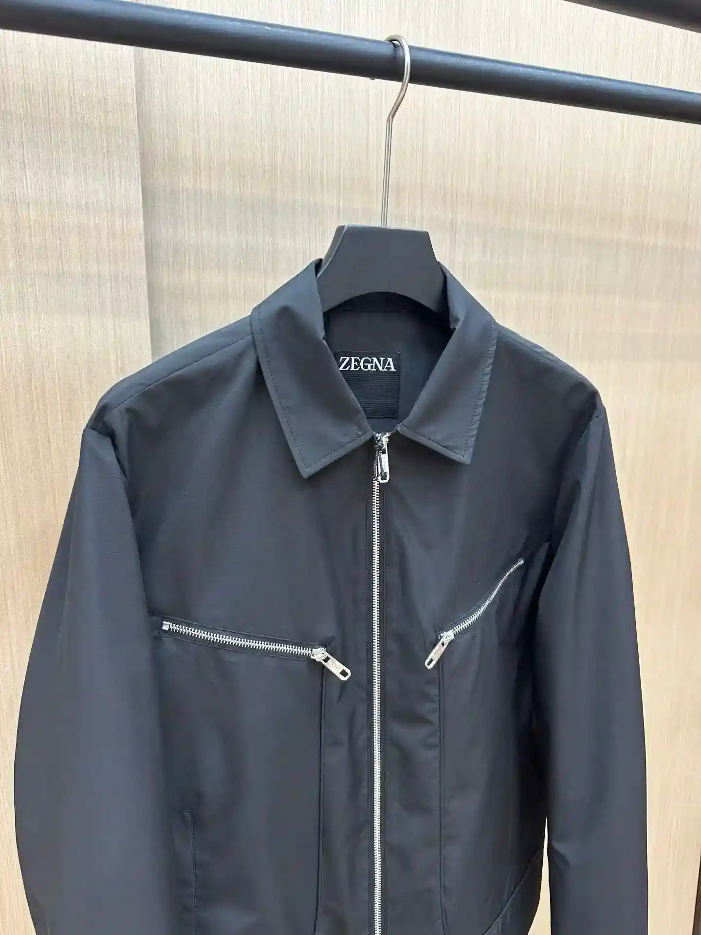 ¡Foto [5]-P730 Zegna Zegna 2025 principios de la primavera listado 狠货 tela importada italiana chaqueta de moda abrigo cortavientos Europea parte superior del cuerpo más casual generoso contador hardware original de lujo de gama alta accesorios personalizados nuevo! ¡Lujosas características de la marca logotipo embellecimiento diseño de la más alta calidad en el mercado, accesorios originales y lo último en lujo! ¡Suave y cómodo en el cuerpo explosión guapo! ¡Adecuado para cualquier escena! Tamaño: M-XXXL (178 140 libras L desgaste máximo 190 libras)-bolsas de alta moda