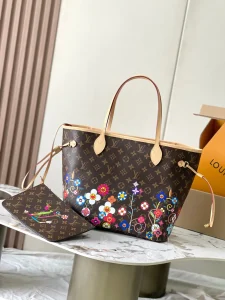 p2160 Special MB163c01 This NeverFull MM Handbags Model: M13271 Old Flower 163c01Materials: Grade A All-steel HardwareImported Original FabricsPackaging: Full set of original duty-free M Boberly PackagingSize: 31 x 28 x 14 cm-High-fashion Bags