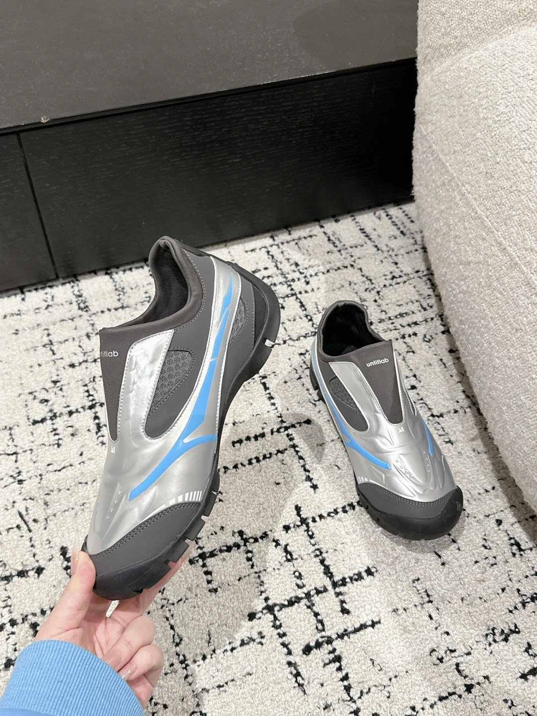 Imagen[4]-P680Untitlab Niche Designer 25/ Spring Launch Swift Trek Series German Training Functional Racing Sneakers Yi Mengling. El mismo modelo de Nana Ouyang Toda la parte superior tiene un diseño integrado de líneas aerodinámicas con relieve de siluetas en 3D. Muy futurista. El reposapiés es de tejido elástico de Lycra con abertura. Desgaste libremente Tejido: combinación de colores tecnología de diseño de tejido Suela: material reciclable cintura aerodinámica suela de goma Tamaño: #35-40 (40 personalizado no retornable)-Altos bolsos de imitación