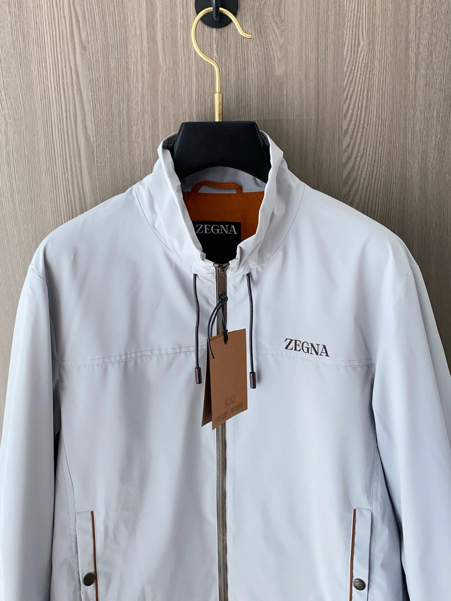 Imagem [3]-P770 Zegna Zegna 2025 listagem do início da primavera 狠货 Tecidos importados italianos jaqueta reversível da moda casaco corta-vento europeu parte superior do corpo mais casual generoso contador hardware original luxo high-end acessórios personalizados novo! Marca de luxo apresenta design de embelezamento de logotipo da mais alta qualidade no mercado, acessórios originais para o máximo em luxo! Macio e confortável na explosão do corpo bonito! Adequado para qualquer cena! Tamanho: M-XXXL (178 140 libras L desgaste máximo 190 libras) - sacos de alta costura