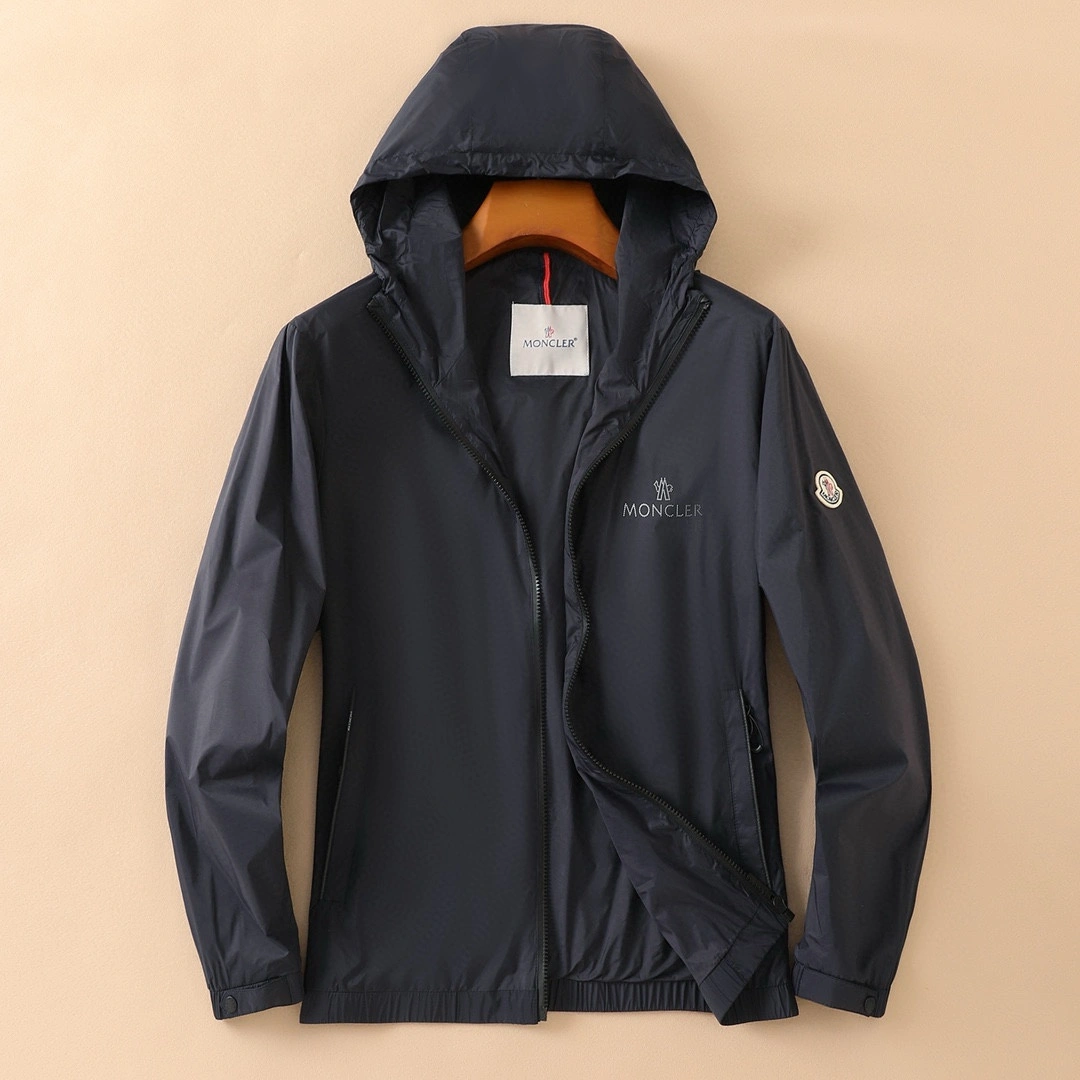 ¡P770 Moncler Moncler 2025 principios de la primavera listado 狠货 tejidos importados italianos chaqueta de moda abrigo cortavientos abrigo europeo superior del cuerpo más casual generoso contador hardware original de lujo de gama alta accesorios personalizados nuevo! ¡Lujosas características de la marca logotipo embellecimiento diseño de la más alta calidad en el mercado, accesorios originales y lo último en lujo! ¡Suave y cómodo en el cuerpo explosión guapo! ¡Adecuado para cualquier escena! Tamaño: M-XXXL (178 140 libras L desgaste máximo 190 libras)-bolsas de alta moda